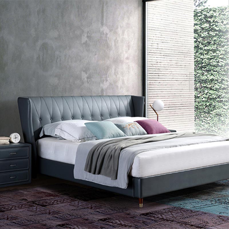 Täisnahaga kaetud täispuidust voodi